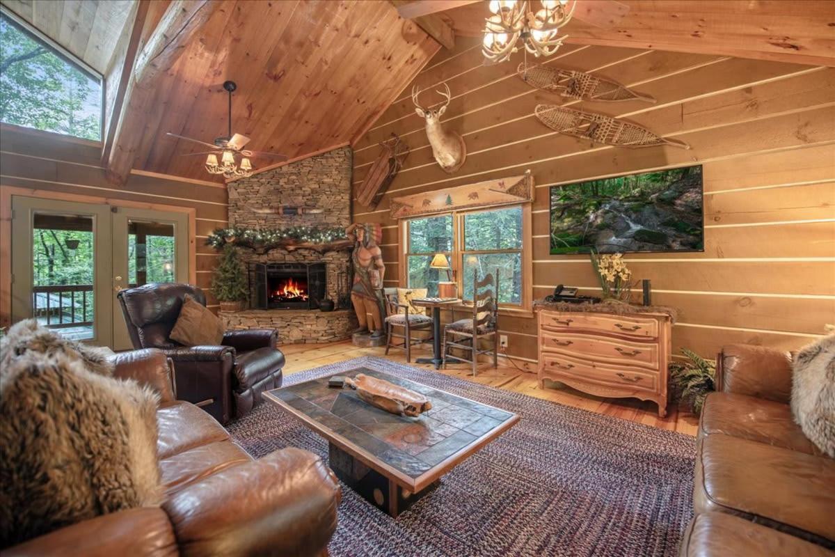 Waterfront Mountain Cabin With Hot Tub Villa Blue Ridge Bagian luar foto