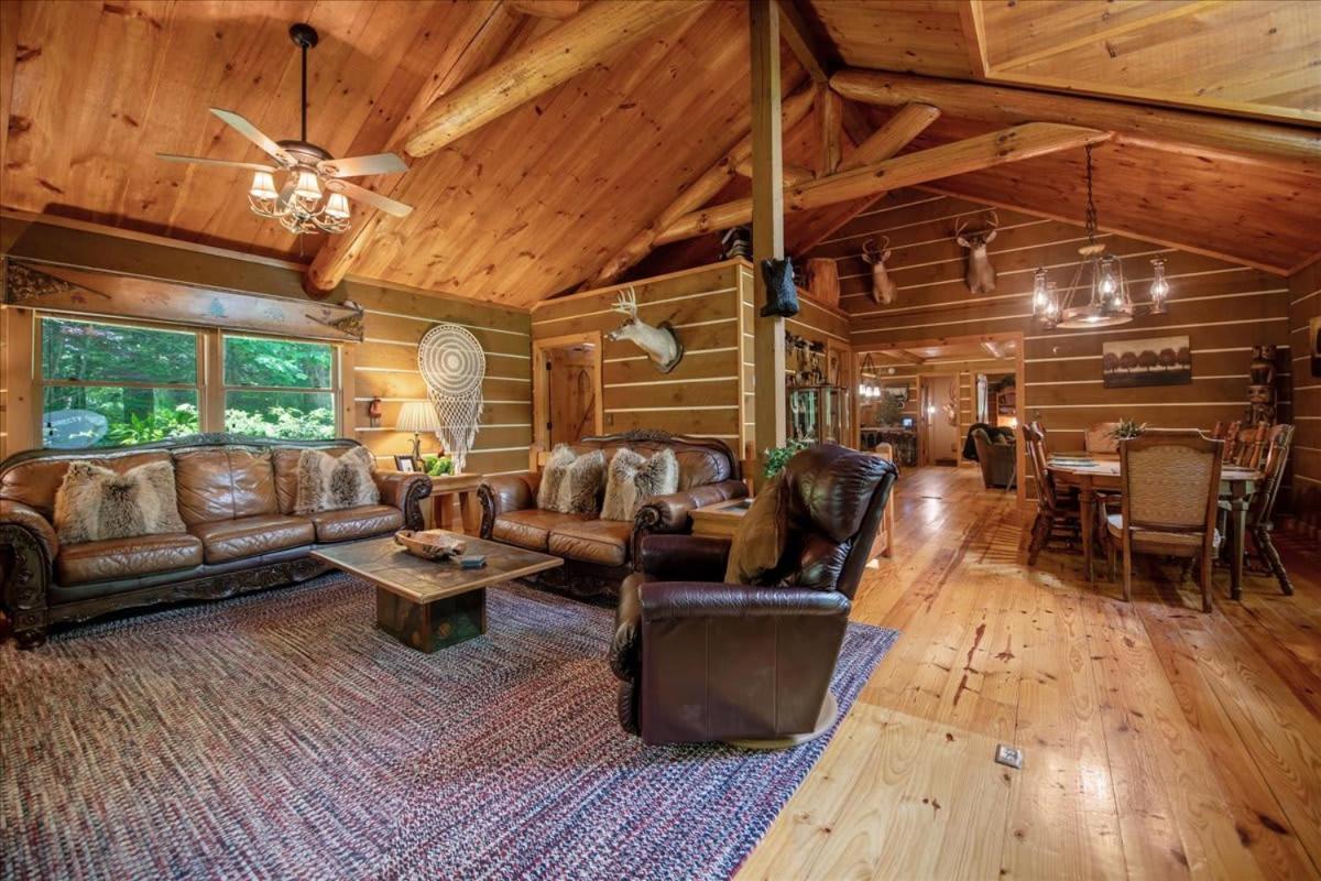 Waterfront Mountain Cabin With Hot Tub Villa Blue Ridge Bagian luar foto
